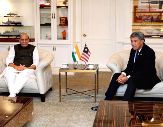 Defence Minister Rajnath Singh & Malaysian PM