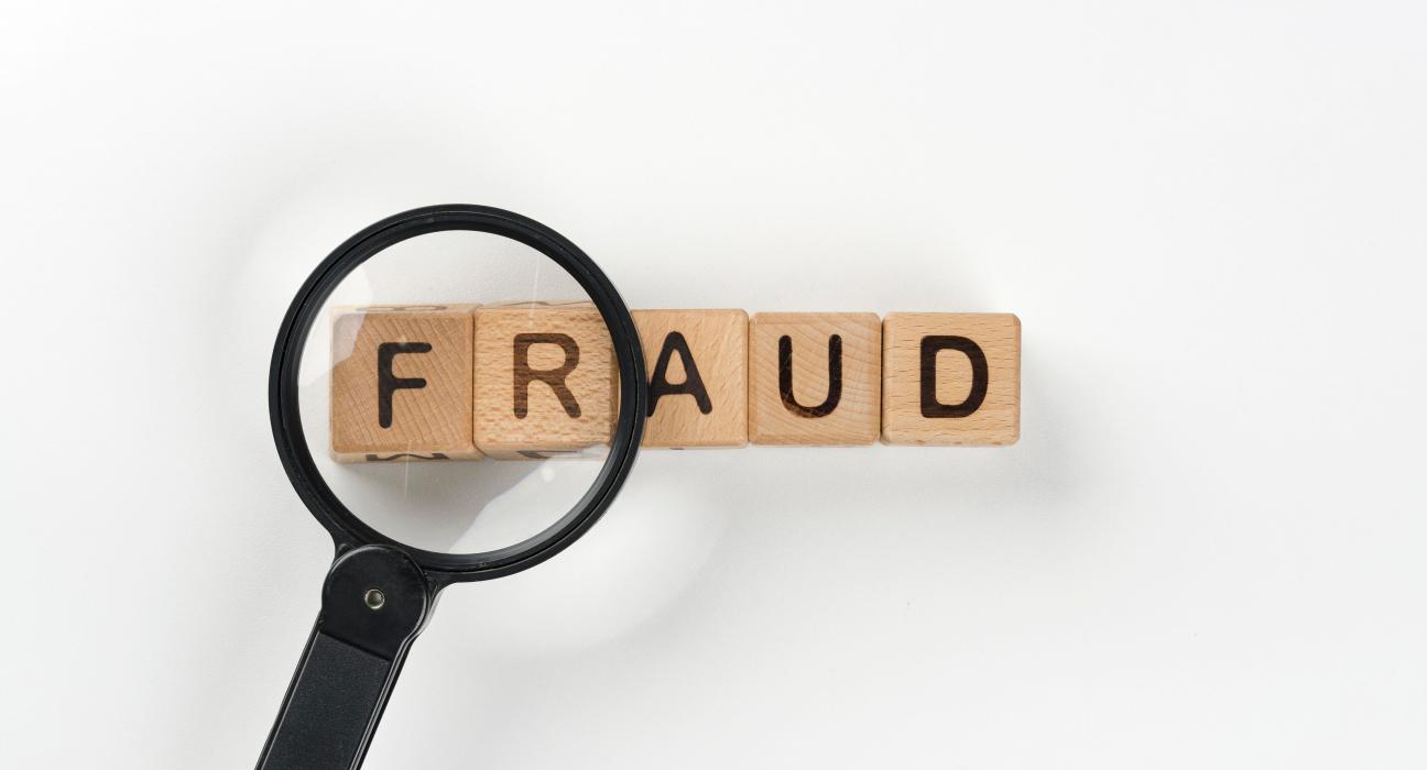 Aftab Cyber Fraud Axis Bank